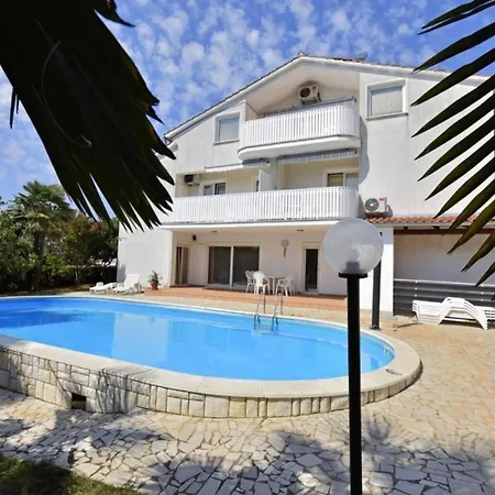 Ferienwohnung Fuer 4 Personen Ca 32 Qm In Porec, Istrien Istrische Riviera *