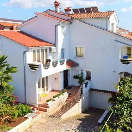 Apartment Ferienwohnung Fuer 4 Personen Ca 32 Qm In Porec, Istrien Istrische Riviera *