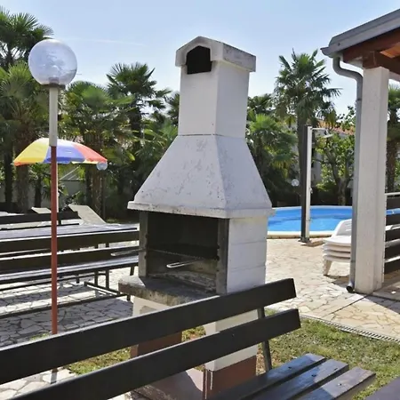 Apartment Ferienwohnung Fuer 4 Personen Ca 32 Qm In Porec, Istrien Istrische Riviera Porec
